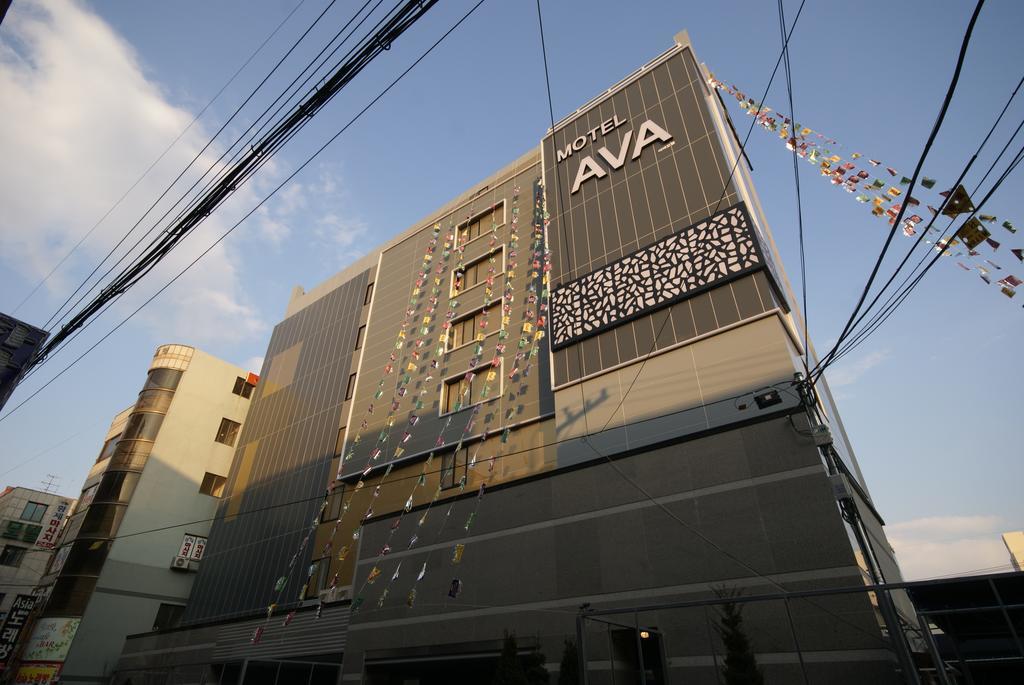 Ava Hotel Changwon Exterior foto