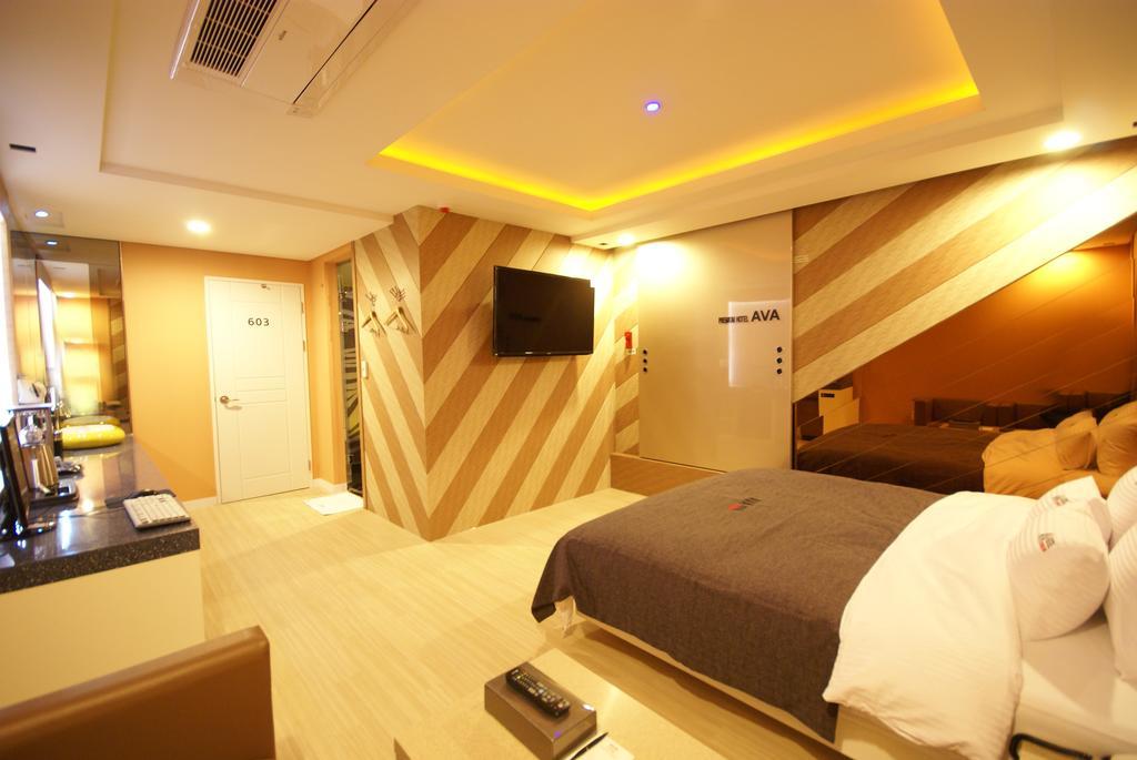 Ava Hotel Changwon Exterior foto